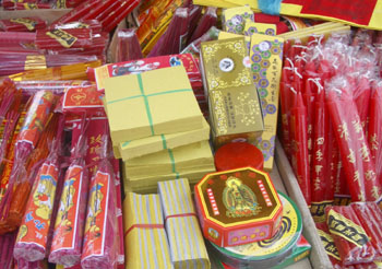 bai market incense stuff.jpg